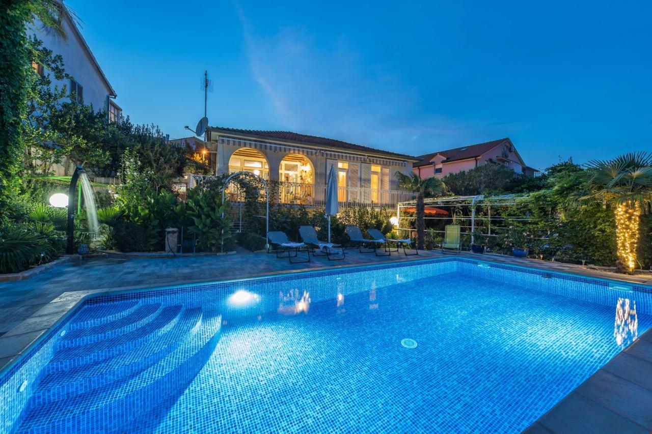 Villa Emilia Vodice Eksteriør billede
